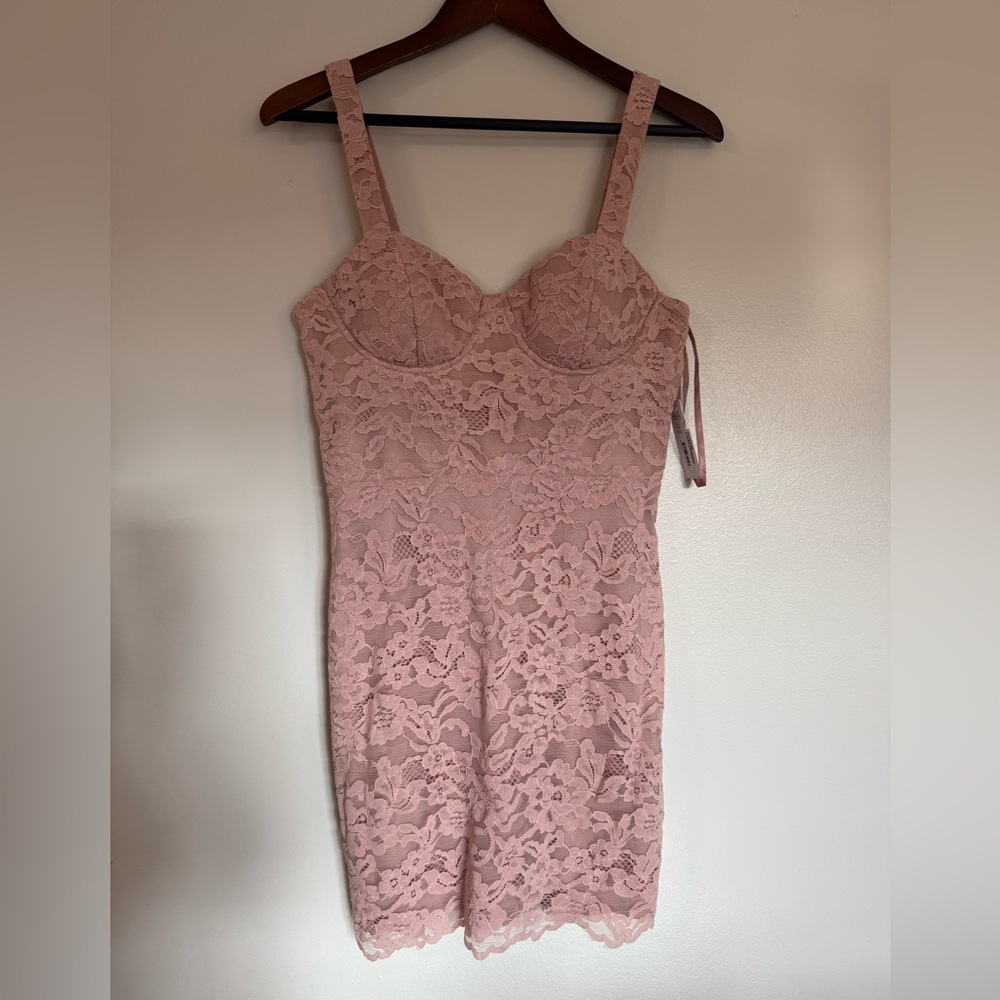 Elegant Aqua Blush Lace Dress NWT Size Medium
